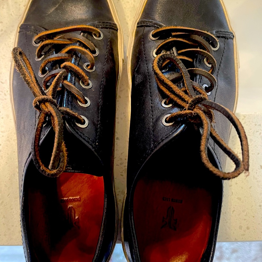 Men's black leather Frye sneakers!